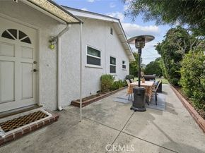 8439 Etiwanda Avenue, Northridge (los Angeles) CA 91325