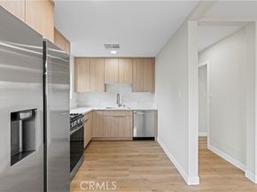 8831 Tyrone Avenue, Panorama City (los Angeles) CA 91402
