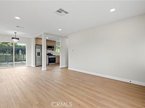 8831 Tyrone Avenue, Panorama City (los Angeles) CA 91402