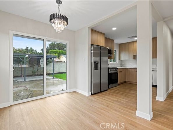 8831 Tyrone Avenue, Panorama City (los Angeles) CA 91402