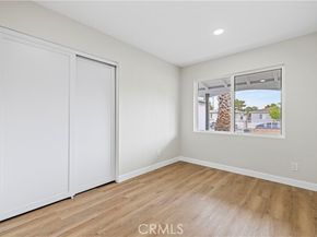8831 Tyrone Avenue, Panorama City (los Angeles) CA 91402