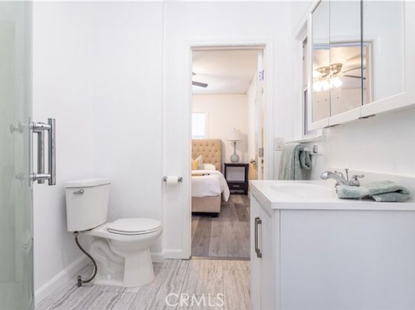 6113 Vesper Avenue, Van Nuys (los Angeles) CA 91411