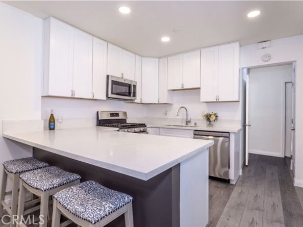 6113 Vesper Avenue, Van Nuys (los Angeles) CA 91411