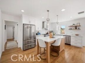 7801 Kelvin Avenue, Winnetka (los Angeles) CA 91306