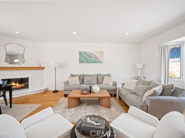 7801 Kelvin Avenue, Winnetka (los Angeles) CA 91306