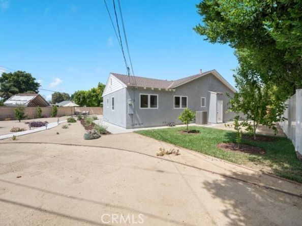 7801 Kelvin Avenue, Winnetka (los Angeles) CA 91306