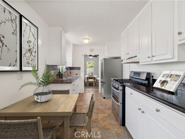 6339 Riverton Avenue, North Hollywood (los Angeles) CA 91606