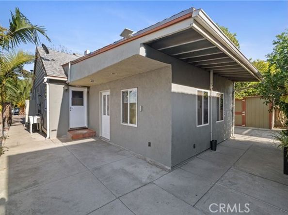 6339 Riverton Avenue, North Hollywood (los Angeles) CA 91606