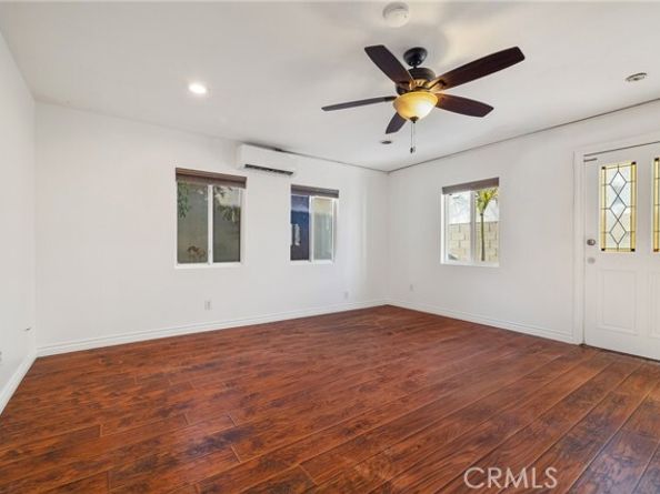 6339 Riverton Avenue, North Hollywood (los Angeles) CA 91606