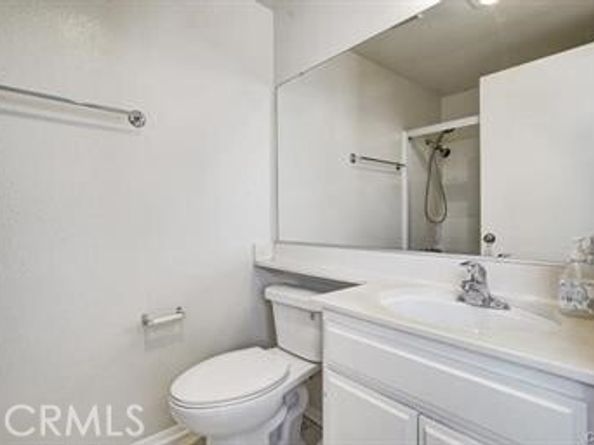 16857 San Fernando Mission Boulevard 7, Granada Hills (los Angeles) CA 91344
