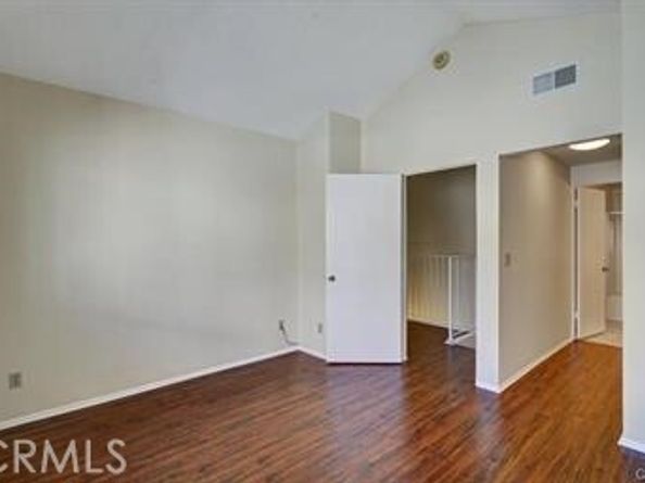 16857 San Fernando Mission Boulevard 7, Granada Hills (los Angeles) CA 91344