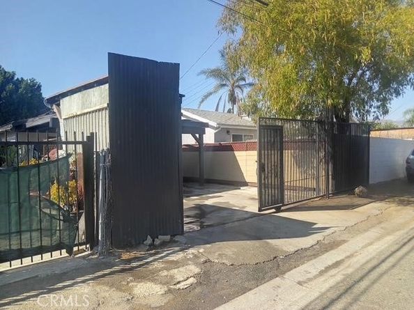13110 Pinney Street, Pacoima (los Angeles) CA 91331