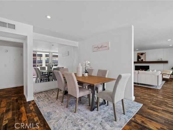 5339 Newcastle Avenue 112, Encino (los Angeles) CA 91316