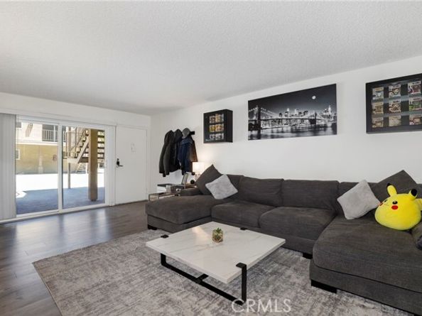 10757 Hortense Street 102, North Hollywood (los Angeles) CA 91602