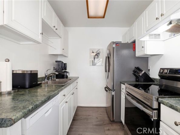 10757 Hortense Street 102, North Hollywood (los Angeles) CA 91602