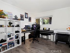 10757 Hortense Street 102, North Hollywood (los Angeles) CA 91602
