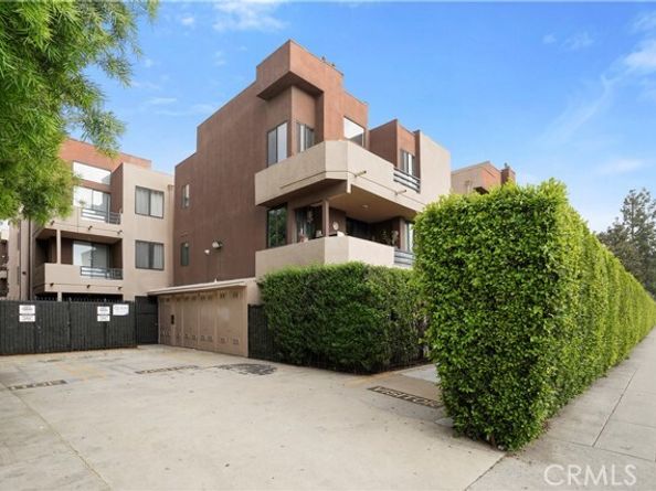 7826 Topanga Canyon Boulevard 301, Canoga Park (los Angeles) CA 91304