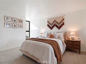 7826 Topanga Canyon Boulevard 301, Canoga Park (los Angeles) CA 91304