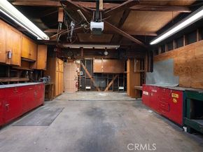 11018 Woodley, Granada Hills (los Angeles) CA 91344