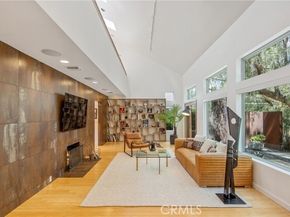 4109 Empis Street, Woodland Hills (los Angeles) CA 91364