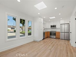 21206 Merridy Street, Chatsworth (los Angeles) CA 91311