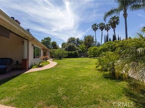 5329 Mecca Avenue, Tarzana (los Angeles) CA 91356