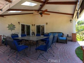 5329 Mecca Avenue, Tarzana (los Angeles) CA 91356