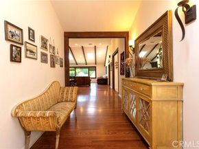 5329 Mecca Avenue, Tarzana (los Angeles) CA 91356
