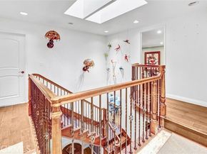 22935 Sylvan Street, Woodland Hills (los Angeles) CA 91367