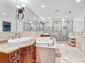 22935 Sylvan Street, Woodland Hills (los Angeles) CA 91367