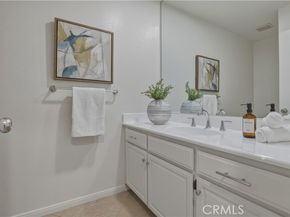 9521 Yolanda, Northridge (los Angeles) CA 91324