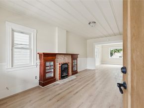 729 40th Street, Oakland CA 94609