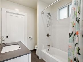 729 40th Street, Oakland CA 94609