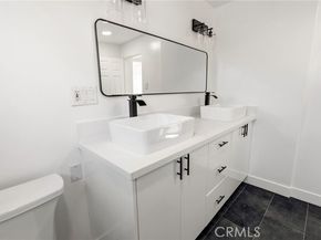 217 S Aviation, Manhattan Beach CA 90266