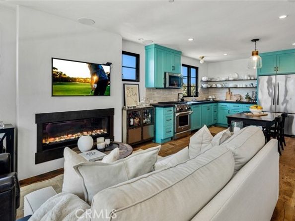 616 Narcissus Avenue, Corona Del Mar (newport Beach) CA 92625