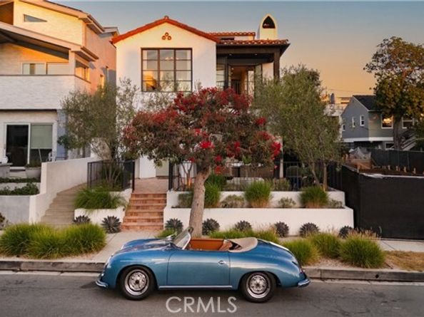 616 Narcissus Avenue, Corona Del Mar (newport Beach) CA 92625
