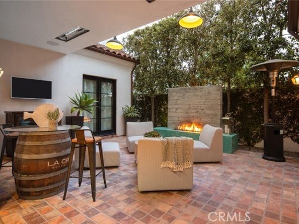 616 Narcissus Avenue, Corona Del Mar (newport Beach) CA 92625