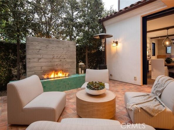 616 Narcissus Avenue, Corona Del Mar (newport Beach) CA 92625