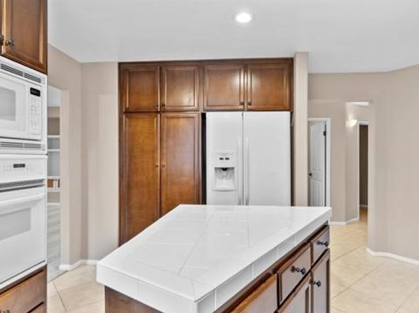 2894 Torrey Pines Rd, La Jolla (san Diego) CA 92037