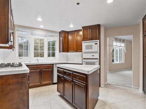 2894 Torrey Pines Rd, La Jolla (san Diego) CA 92037