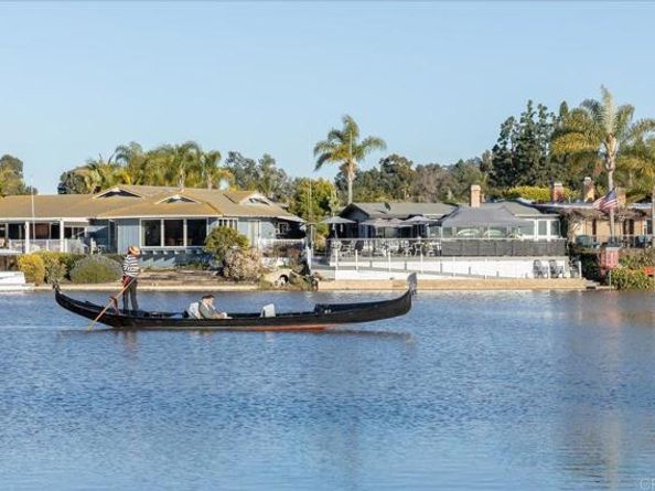 1515 San Pablo Dr, San Marcos CA 92078