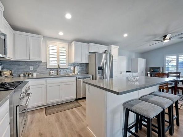 525 W El Norte Parkway SPC 203, Escondido CA 92026