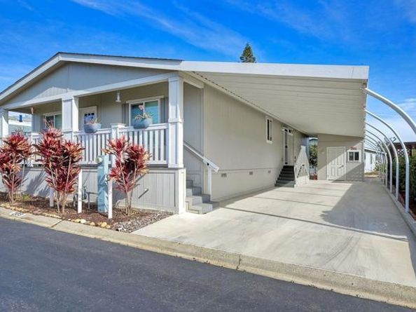 525 W El Norte Parkway SPC 203, Escondido CA 92026