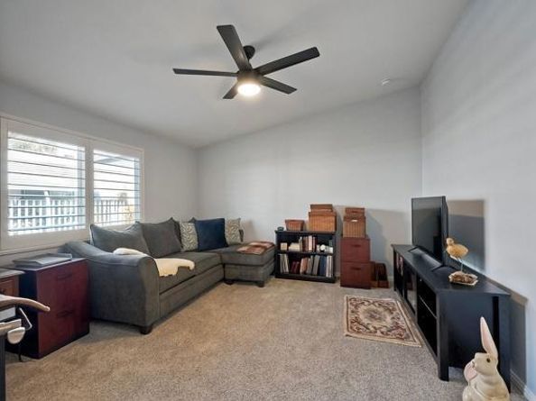525 W El Norte Parkway SPC 203, Escondido CA 92026