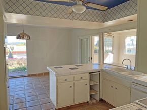 3808 Vista Campana 22, Oceanside CA 92057