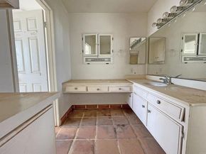 3808 Vista Campana 22, Oceanside CA 92057