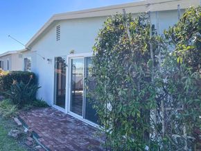 3808 Vista Campana 22, Oceanside CA 92057