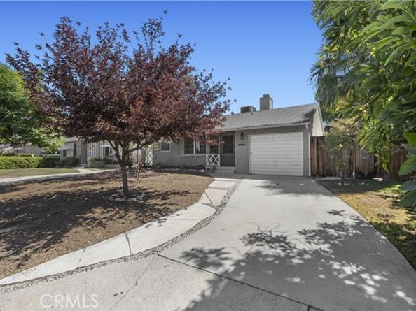 6700 Densmore Avenue, Van Nuys (los Angeles) CA 91406