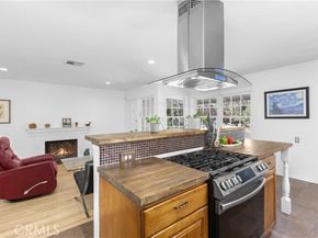 6700 Densmore Avenue, Van Nuys (los Angeles) CA 91406