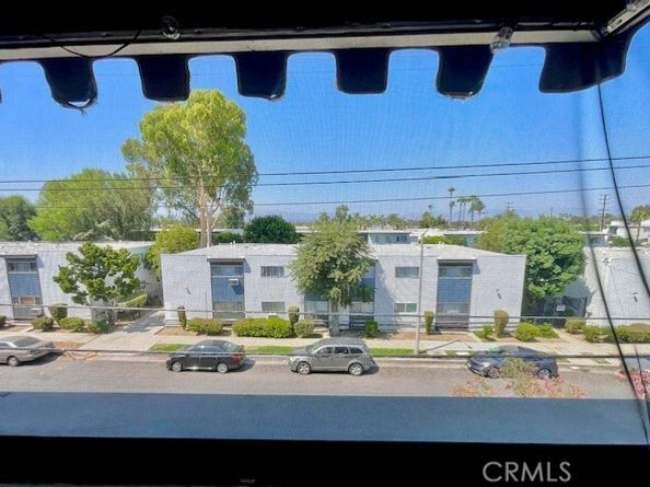 18530 Hatteras Street 309, Tarzana (los Angeles) CA 91356